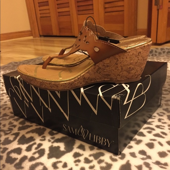 Sam & Libby wedge sandals cognac size 6 1/2. - Picture 3 of 6